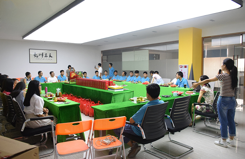 情暖中秋，愛在銳天！—2018銳天中秋節感恩活動